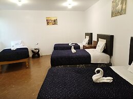 Zarate's Hostel