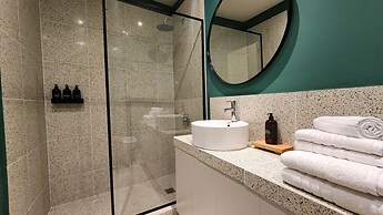 Casa Par Grand Suites