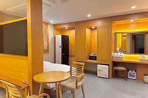mir hotel