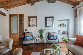 La Dorina Penthouse in Lucca