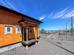 THE Crestview Lodge