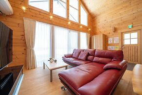 THE Crestview Lodge