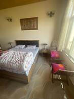 SUNS Cottage