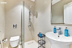 bnbmehomes-Aesthetic 3BR nr Airport-D4