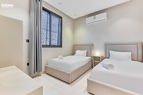 bnbmehomes-Aesthetic 3BR nr Airport-D4