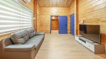 Cheongdo Ellago Poolvilla Pension