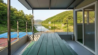 Cheongdo Ellago Poolvilla Pension