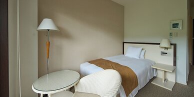 HOTEL HOLISTIC RESORT