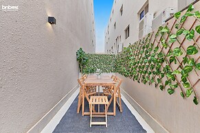 bnbmehomes - Pvt Rooftop in Al Malqa -C4