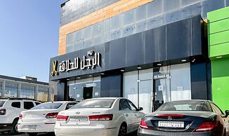 bnbmehomes - Pvt Rooftop in Al Malqa -C4