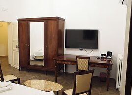 LN B&B