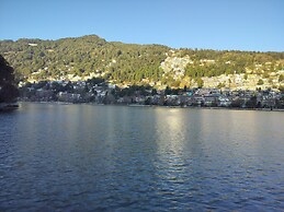 Rosastays Nainital