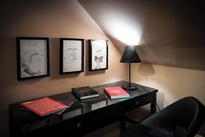 Ratiu House