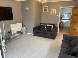 1-bedroom Apartment Sleeps 4, Parking