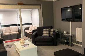 1-bedroom Apartment Sleeps 4, Parking
