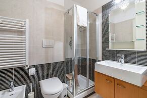 Portuense 107- Bright Flat