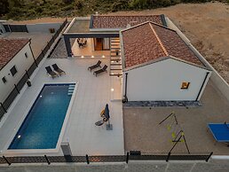 Villa Cesarica