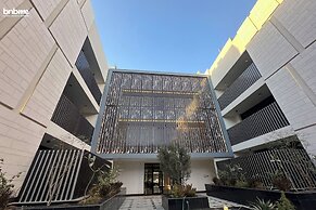 bnbmehomes -2BR with Cinema Room- R42B4