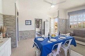 Villa Milon Near The Sea