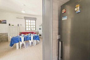 Villa Milon Near The Sea