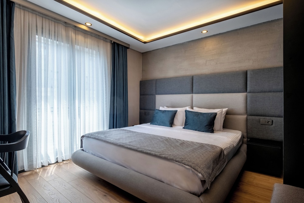 The Row Taksim Suites