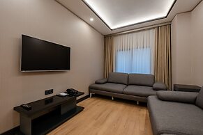 The Row Taksim Suites