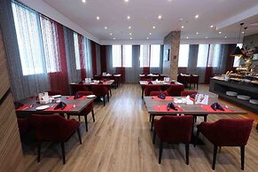 Fortis Hotel