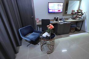 Fortis Hotel