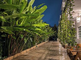 Sac Ek Hotel