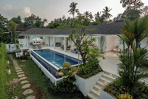 AR Villa Sayan