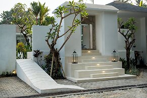 AR Villa Sayan