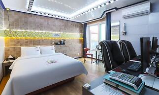 HOTEL EAT COM