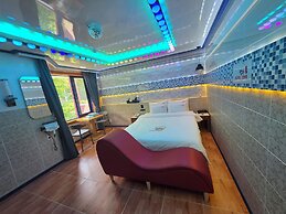 HOTEL EAT COM