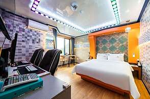 HOTEL EAT COM