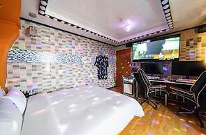 HOTEL EAT COM