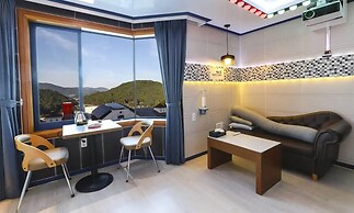 HOTEL EAT COM