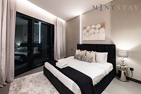 Modern 4BR M w Beach Access at Address JBR