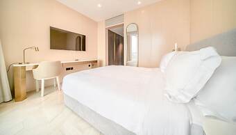 Five Palm Jumeirah 4BR Penthouse w Private Pool
