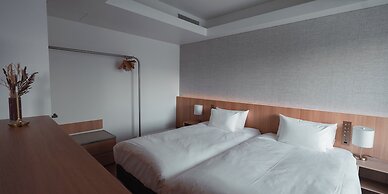HOTEL LA VIGNE HAKUBA by Onko Chishin
