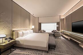 Narcissus The Royal Hotel