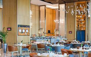 Narcissus The Royal Hotel