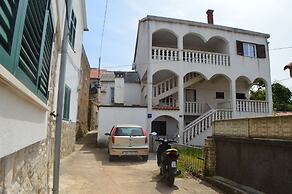 One Bedroom Apartment Venilia Ground