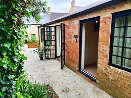Cotswold Bankview