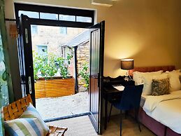 Cotswold Bankview