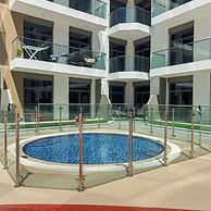 Modern Studio in Residence With Pool gym and Paddl