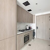 Chic Studio in new Residence With Pool Sauna gym