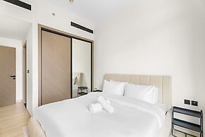 Stunning Modern 3BR Apartment in JVC