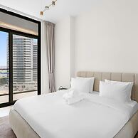 Stunning Modern 3BR Apartment in JVC