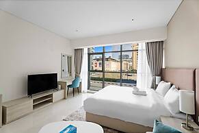 Studio Palm Jumeirah With Rooftop Pool and View