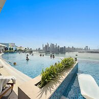 Studio Palm Jumeirah With Rooftop Pool and View